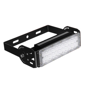 Lampe solaire murale extérieure tout-<span class=keywords><strong>en</strong></span>-un de 3000 watts avec détecteur de mouvement, rechargeable, avec corps <span class=keywords><strong>en</strong></span> aluminium, indice de protection IP66 - Product Image 6
