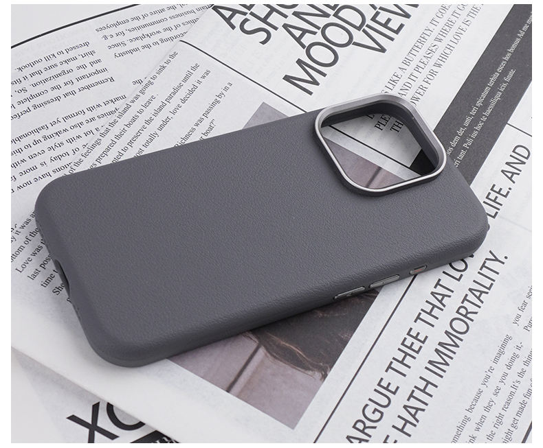 สีเทาเข้ม