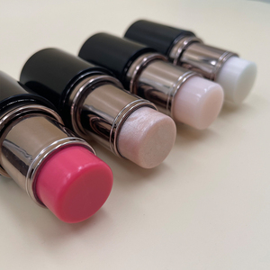 Stick <span class=keywords><strong>illuminateur</strong></span> hydratant longue tenue, naturel, vegan, noir, pour un maquillage éclatant et lumineux du visage - Product Image 4