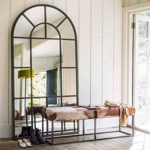 Miroir sur pied arqué pleine longueur en fer forgé fait main, décoratif, contemporain, noir, avec grande vitre, pour couloir, de grande taille SWT - Product Image 1