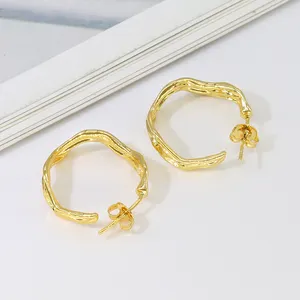 Western Simple Fashion Luxury Jewelry 18K Gold Plated Plain Brass Classic Hoop CC Shape Stud Twisted Earrings For Women