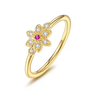 5-Prong 10K Yellow Gold plated vermeil decorative ring for women wearing