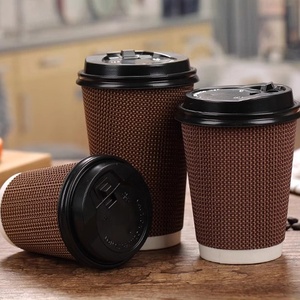 Gobelet à café jetable en papier ondulé durable et écologique de haute qualité, impression de logo personnalisée pour les boissons chaudes - Product Image 1