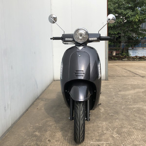 Scooter à essence <span class=keywords><strong>50cc</strong></span> de style nouveau, vente chaude, <span class=keywords><strong>moto</strong></span> de <span class=keywords><strong>petite</strong></span> et moyenne <span class=keywords><strong>taille</strong></span> - Product Image 2