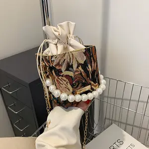 Роскошная дизайнерская женская повседневная сумка-мессенджер с жемчугом и кожаной цепочкой, сумки-ведра