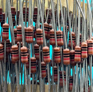 Resistencia de Película Metálica de Precisión Americana DALE 1/4W 0.25W 10k, VISHAY Antigua, 1% - Product Image 4