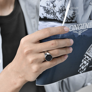 yunnique style minimalist luxury <b>ring</b> with carbon fiber inlay, geometric round <b>titanium</b> steel, men's niche design j - Product Image 2