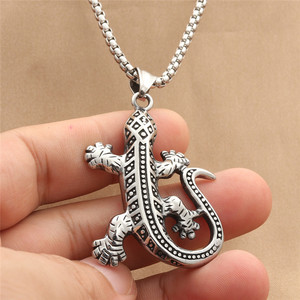 yunnique <b>Titanium</b> Steel Gecko Pendant Men's Stainless Steel Animal Necklace Punk Retro Style Fashion Jewelry Geometric Design - Product Image 4