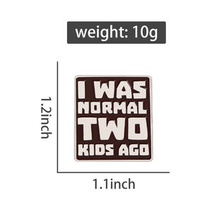 I Was Normal Two Kids Ago Pin esmaltado clásico Retro interesante broche solapa mochila insignia joyería regalo para niños y amigos - Product Image 6