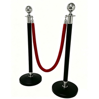 Poteau de délimitation de luxe noir et argenté avec corde rouge pour tapis rouge, mariage, exposition et gestion de file d'attente