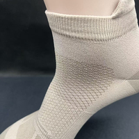 Chaussettes de sport personnalisées pour hommes, chaussettes de course blanches avec logo, chaussettes athlétiques unisexes à grip, chaussettes de sport de créateur, chaussettes de cheville