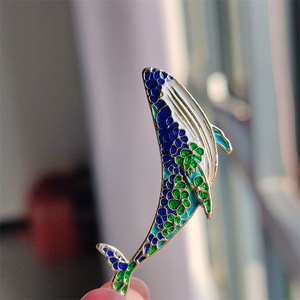 Grensoverschrijdende modebroches, creatieve schattige walvis-dolfijn-olie-dierencorsages, elegante stijlvolle kleding en badge-broches - Product Image 1