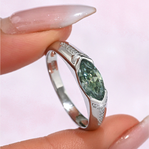 Anillo de Hombre con Diseño Árabe Saudí, Corte Marquesa, Moissanita Verde de 1 Quilate con Certificado, Anillo de Plata 925 Chapado en Rodio - Product Image 3