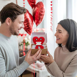 Bambola a Forma di Cuore Fatta a Mano all'Uncinetto, Regalo per la Festa della Mamma/Compleanno/San Valentino, Decorazione Casa con Energia Positiva - Product Image 6