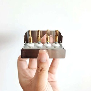 El Juego de Bases para Implantes Dentales Incluye una Caja de Almacenamiento y Desinfección Adecuada para Laboratorios y Clínicas Dentales - Product Image 3