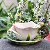 Ensemble tasse à café et soucoupe en céramique rose vintage de luxe - Tasse à thé élégante en porcelaine florale avec cuillère pour cadeau à domicile