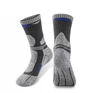 थोक कस्टम नमी जो थर्मल सांस लेने योग्य एंटी-बैक्टीरियल हाइकिंग मेरिनो ऊन मोजे - Product Image 4