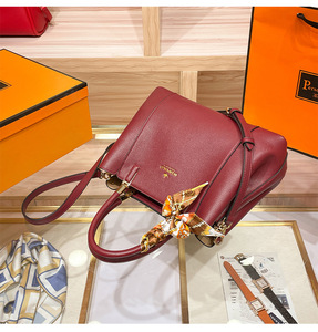 New Fashion Designer Crossbody Bags High Quality PU <b>Leather</b> Shoulder Messenger Bag Casual Totes Luxury Women Handbags and <b>Purses</b> - Product Image 4