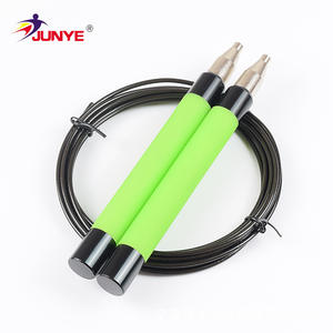 Cuerda de saltar ajustable de alambre de acero con mango de aleación de aluminio con bloqueo automático y rodamiento de 360 grados para fitness y pérdida de peso - Product Image 3