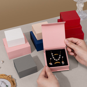 Glampkg Stud <b>Earrings</b> Necklace Ring Bracelet Packaging <b>Gift</b> Magnetic Closure Paper <b>Box</b> Foldable Jewelry Packaging <b>Box</b> - Product Image 2