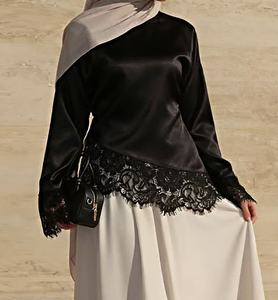 Camicetta da <span class=keywords><strong>donna</strong></span> sexy in raso con orlo asimmetrico e decorazioni in pizzo, top in tessuto a tinta unita - Product Image 2