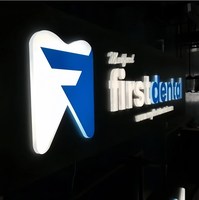 Lettres en métal éclairées par LED DakeSign, design gratuit, étanches IP65, contrôlées par Bluetooth et WiFi, enseigne lumineuse publicitaire