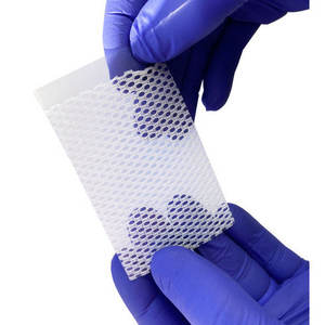 Feuille de gel de silicone Yafho, silicone <span class=keywords><strong>double</strong></span> face pour la surface de la <span class=keywords><strong>peau</strong></span>, 7,5*10 cm, dispositif médical OEM - Product Image 1