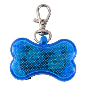 Collier pour animaux de compagnie personnalisé étanche Lampe de plomb Lampe flash LED lumineuse Collier pour <span class=keywords><strong>chat</strong></span> et chien Pendentif lumineux Accessoires pour animaux de compagnie - Product Image 6