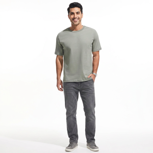 T-shirt pour homme imprimé par sublimation personnalisé Couleurs et motifs uniques - OEMODM - Product Image 1