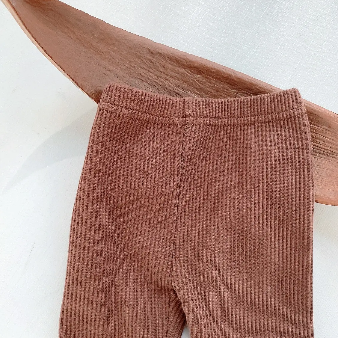 Calça legging listrada de algodão para bebês, calças casuais estampadas para outono