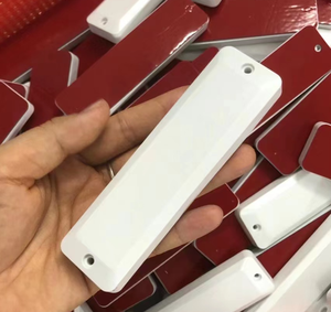 Étiquettes RFID UHF à longue portée, encapsulées dans du plastique, pour l'extérieur, pour les actifs électriques - Product Image 3