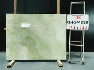 Laje Grande de Jade Verde Natural da Fábrica Yunfu, Cortada sob Medida, Pedra de Jade Verde Onyx Retroiluminada para Parede, Piso e Bancada - Product Image 3