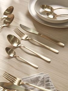 Ensemble de couverts en métal faits à la main de luxe pour une table élégante et une collection de vaisselle et de décoration pour hôtels et restaurants - Product Image 1
