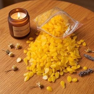Pastilles de cire d'abeille dorée pour la fabrication de savon et les fournitures de bougies en gros - Product Image 4