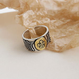 Plata de ley 925 Acabado antiguo Dos tonos Ancho lateral Águila Relieve Retro Minoría Anillo - Product Image 3