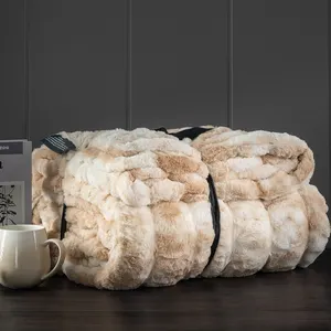 Cobertor luxuoso de dupla camada para adultos, manta de lã de pelúcia escovada super macia e quente, roupa de inverno com penas de pele falsa