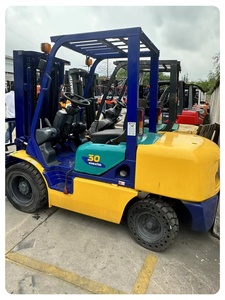 Chariot élévateur à fourche à moteur thermique d'occasion Komatsu 3 tonnes, excellent état - Product Image 1