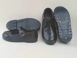Zapatos Escolares Negros Formales Ligeros Antifatiga de PU para Estudiantes de Primaria y Secundaria, Aptos para Todas las Estaciones - Product Image 4