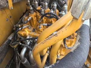 รถขุดมือสองคุณภาพดี SANY SY870H ขนาด 87 ตัน ราคาถูก เครื่องจักรก่อสร้าง ขายดี พร้อมมาตรฐานปล่อยมลพิษ EPA - Product Image 4