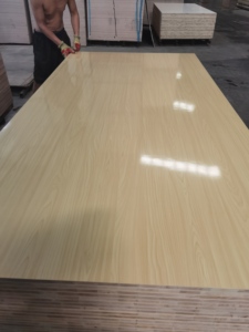18mm Matt hoặc bóng Trắng <span class=keywords><strong>melamine</strong></span> khối Hội Đồng Quản trị/<span class=keywords><strong>blockboard</strong></span> tủ bếp thông lõi <span class=keywords><strong>melamine</strong></span> phải đối mặt với veneered blockboards - Product Image 2