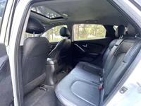 Hyundai ix35 d'occasion 2.0L automatique 5 places SUV 2011-2022, faible kilométrage, performances fiables, caméra de recul, disponible immédiatement