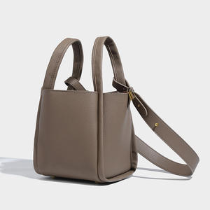 Bolso bandolera de cuero marrón, diseño simple de doble ASA, bolso de mujer moderno y versátil - Product Image 5
