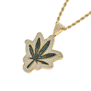 Collier <span class=keywords><strong>de</strong></span> style européen et américain, pendentif feuille d'érable hip-hop, zircon vert, accessoires pour hommes - Product Image 4