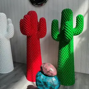 Modern Sculpture Customized Shopping Mall Decorative Cloth Hanger Cactus Fiberglass Hanger Desert Plant Sculpture Tree