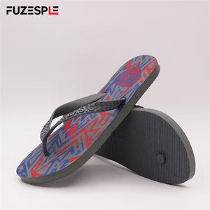 Kırmızı mavi tasarım ile <span class=keywords><strong>2025</strong></span> şık geometrik desenli terlik rahat kaymaz plaj erkek spor parmak arası terlik erkekler için - Product Image 2