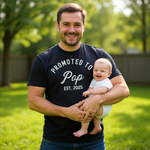 T-shirt « Promoted To Pop Est 2025 » pour la fête des pères, pour les grands-pères pour la première fois - Product Image 3