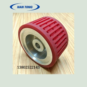 Roue d'aspiration Nantou en plastique rouge 11 pour équipement de presse d'impression - Product Image 1