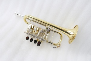 <span class=keywords><strong>Trompeta</strong></span> de Alta Calidad en Tono Bb/A con Cuerpo de Latón Lacado en Oro y 4 Válvulas Rotatorias, <span class=keywords><strong>Trompeta</strong></span> Piccolo - Product Image 2