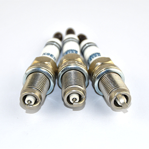 Nuevas Bujías de Platino para Auto, Electrodo de Cobre, Vida Útil de 80000 km, para Audi, OEM 90919-01151 para S500 - Product Image 1