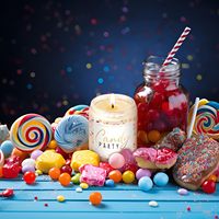 Bougie d'anniversaire-Bougie d'anniversaire à la crème vanille, cadeaux d'anniversaire uniques pour femmes-Bougie parfumée de 7oz avec paillettes Meilleur ami